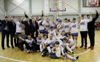 "Hoptrans-Sirenos" pirmą kartą istorijoje tapo Lietuvos čempionėmis!